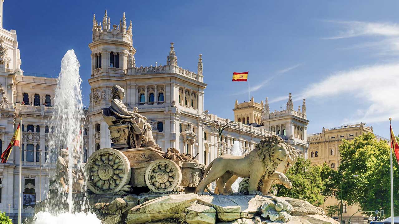 3 Embárcate en una aventura única para descubrir los iconos más representativos de Europa.