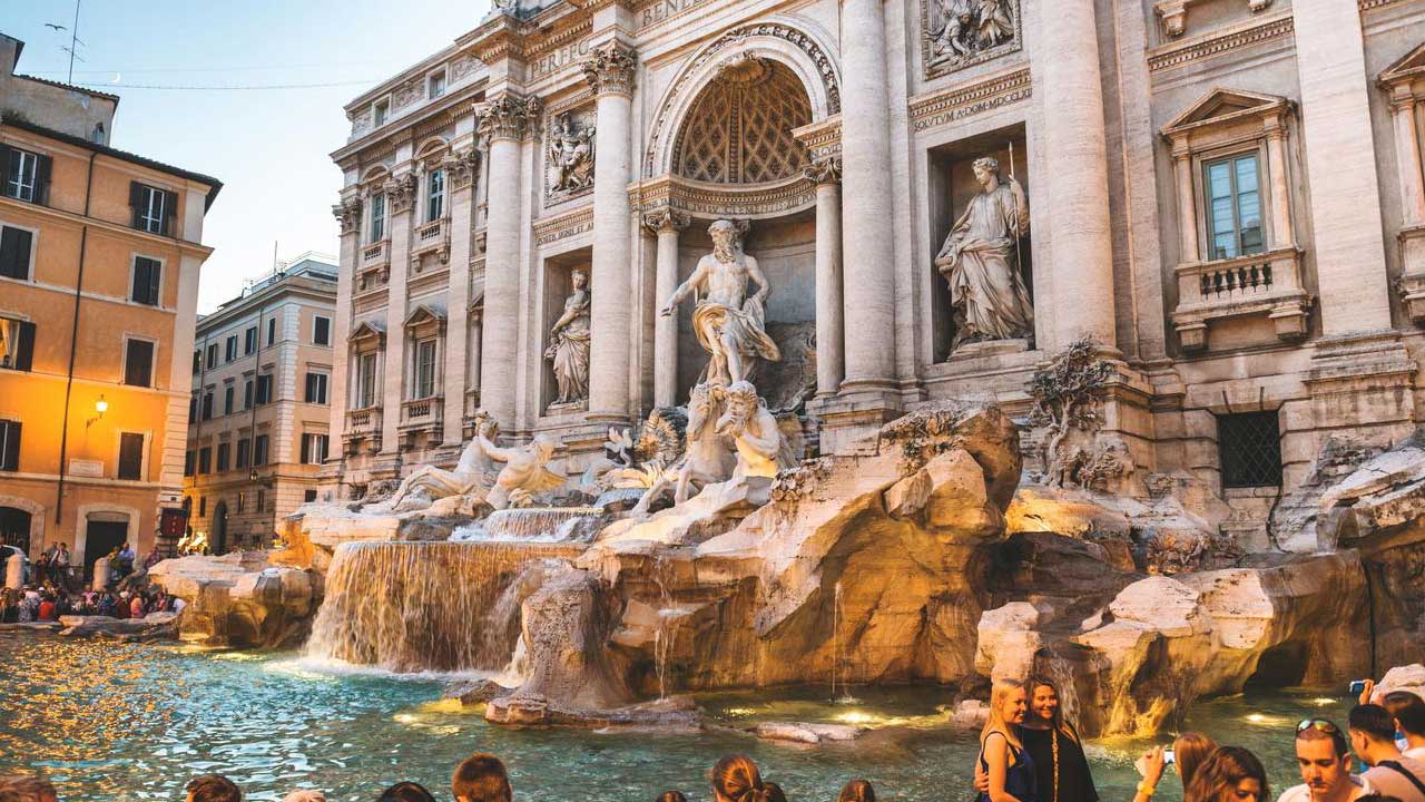 4 Embárcate en una aventura única para descubrir los iconos más representativos de Europa.