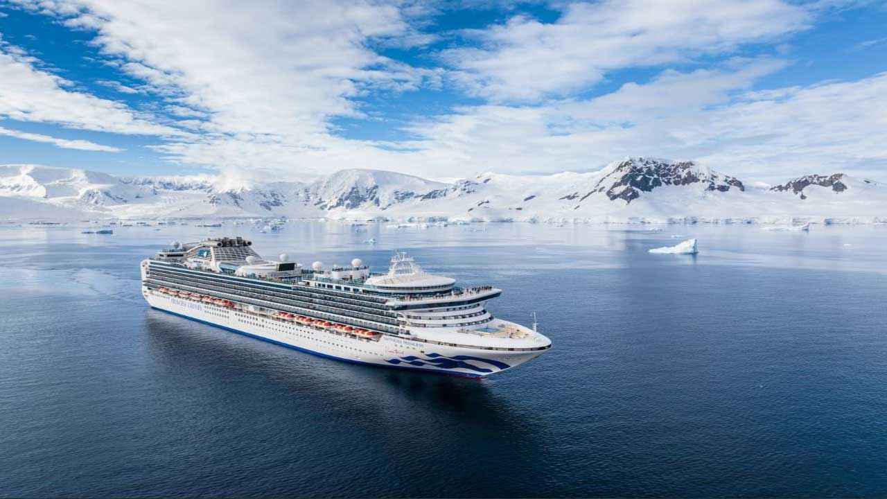 1 Embárcate en una aventura única con los cruceros a la Antártida de Princess en 2025.